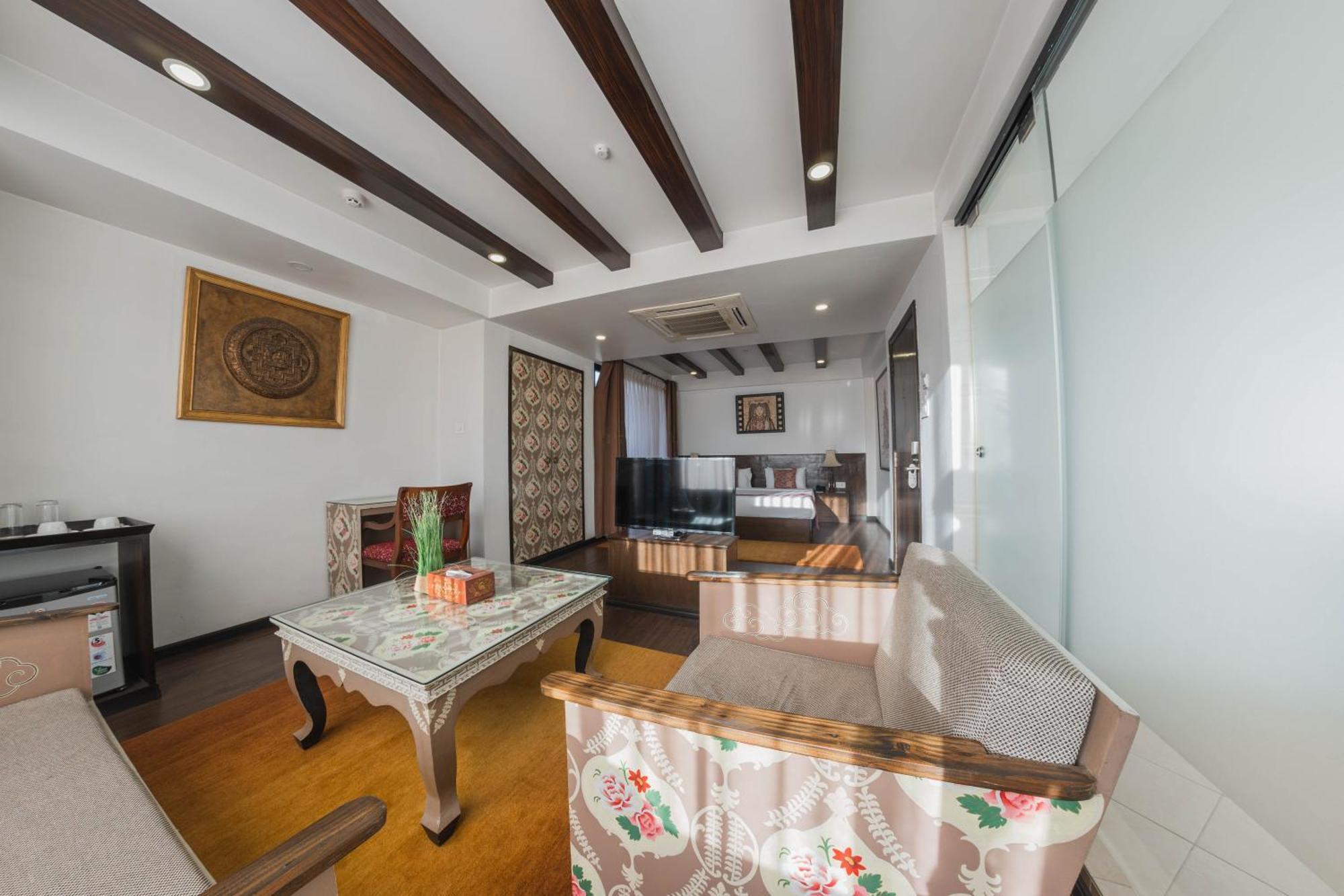 Dalai-La Boutique Hotel Катманду Экстерьер фото