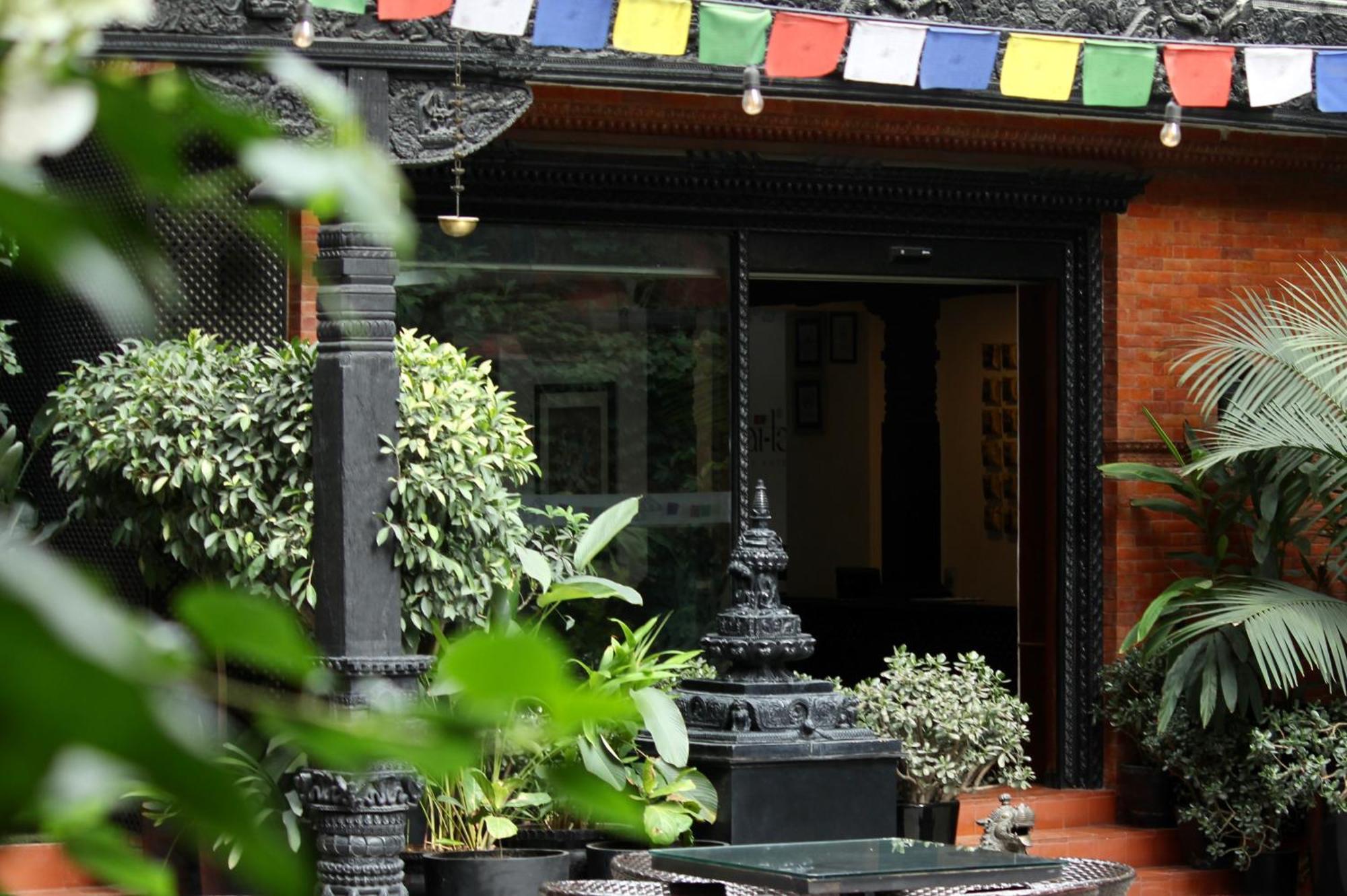 Dalai-La Boutique Hotel Катманду Экстерьер фото