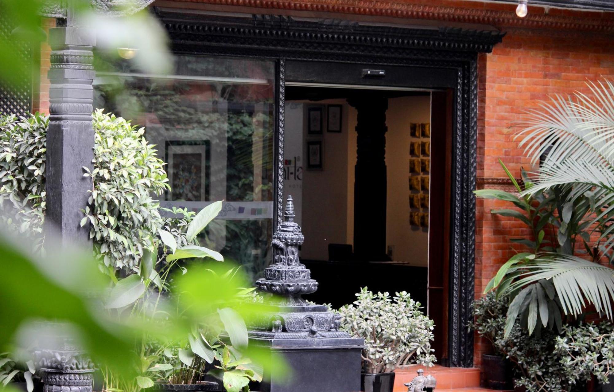 Dalai-La Boutique Hotel Катманду Экстерьер фото