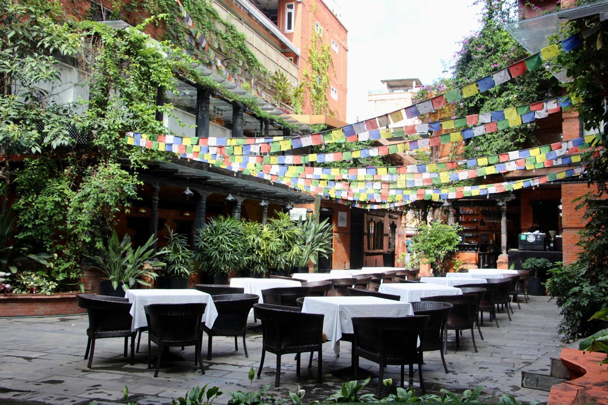 Dalai-La Boutique Hotel Катманду Экстерьер фото